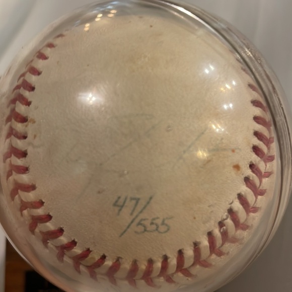 Nolan Ryan authenticated sign baseball 2 vintage, baseball cards… - Picture 8 of 8